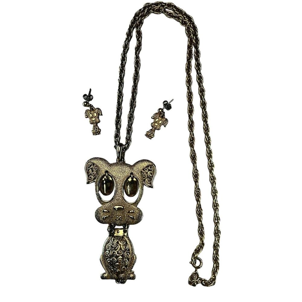 Vintage 70s Sarah Coventry Hercules Dog Pendant Chain Necklace Earrings Set Gold